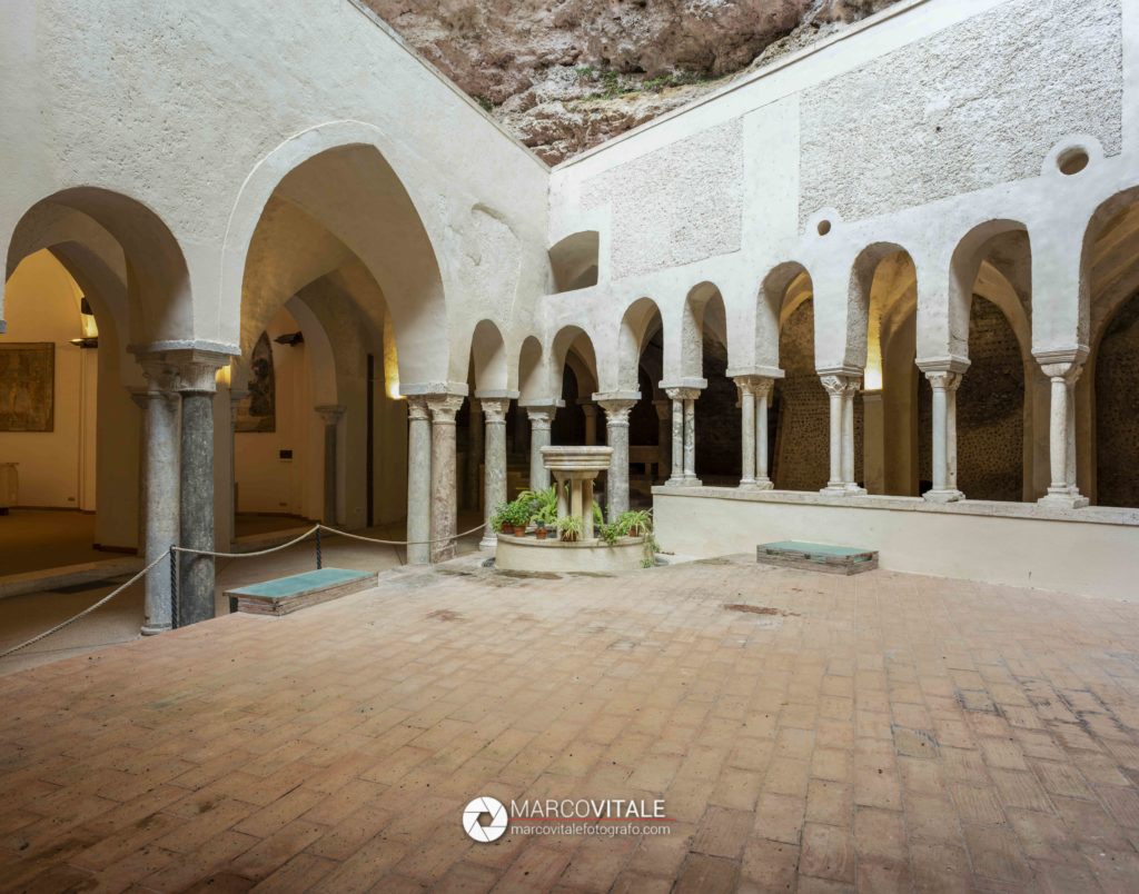 Mostra fotografica sull'Abbazia Benedettina di Cava